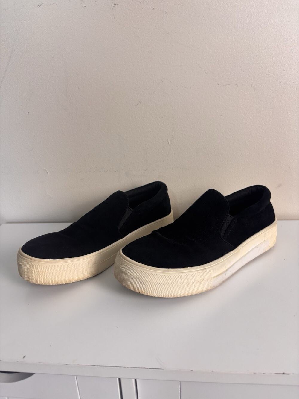 Steven Madden Gills Black SuedeSlip On Platform Sneaker Women’s 6M